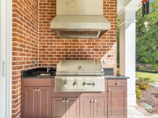 outdoor kitchens, hoods
