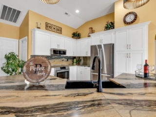 kitchens, backsplashes, countertops, islands