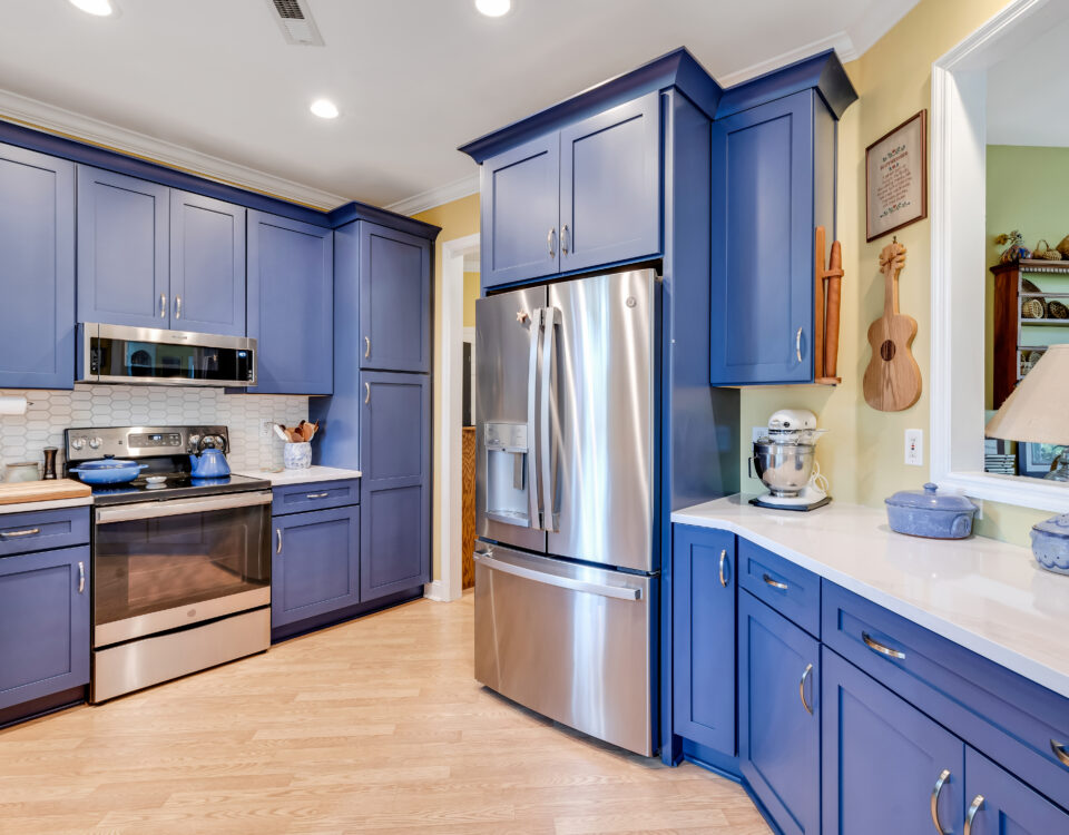 Painted Cabinets by the Cabinet Market, Myrtle Beach, SC