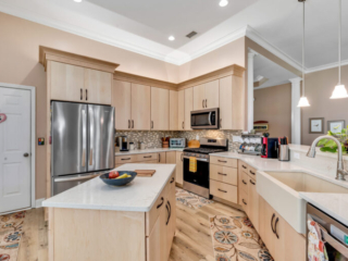 kitchens, backsplashes, countertops, floors, islands